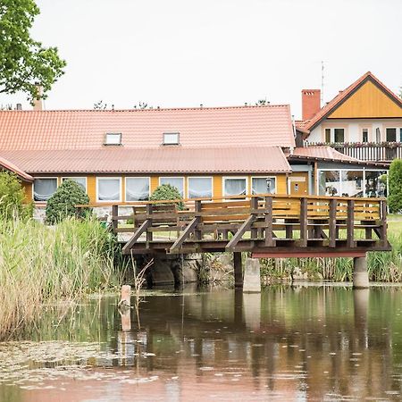 ディビティ Gosciniec Czapla Bed & Breakfast エクステリア 写真